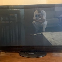 テレビ　46型　Panasonic