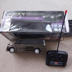 VOXY　ラジコン