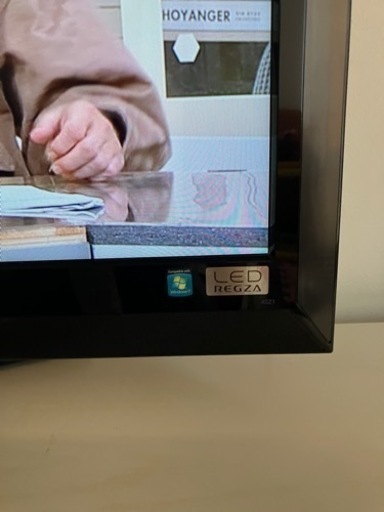 東芝REGZAレグザ42Z1 ダブル録画　1Tハードディスク付き＋オマケ