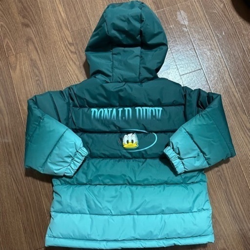 【男の子120新品未使用】ドナルドグラデーション中綿ジャケット