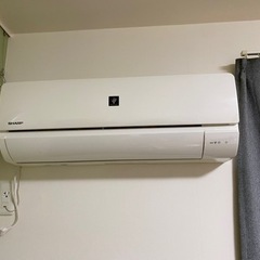 SHARP ルームエアコン　8畳　室内機＋室外機の画像