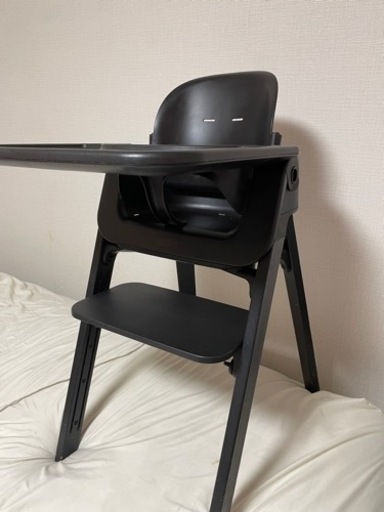成長に合わせて変形！ベビーチェアStokke Steps ステップス&ベビーセットトレイ
