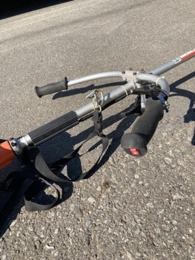 エンジン刈払機