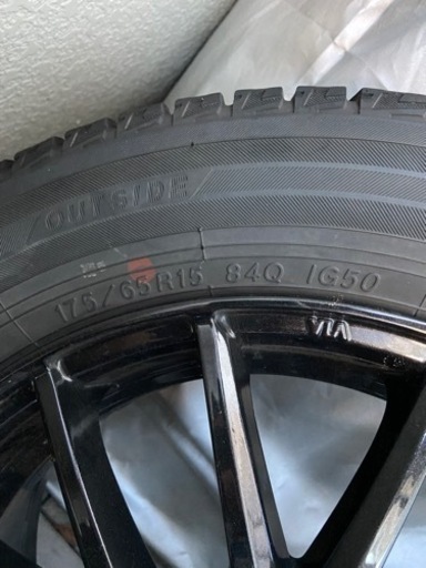 175/65R15 YOKOHAMA iceGUARD ig5+ 18年43週製造 スタッドレス