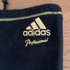 adidas ネックウォーマー　黒の画像
