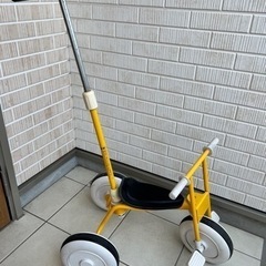 無印良品　三輪車　舵取り棒付き