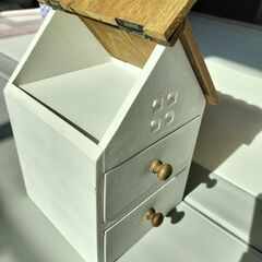 salut！の小物入れの画像