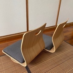 回転座椅子、二脚セット。ニトリ製。の画像
