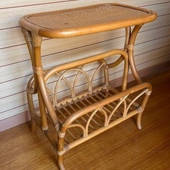 籐家具　物置棚　(無料)
