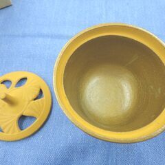 未使用品 岩鋳 南部鉄器 四季の香炉 いちょう 秋 金/黄茶 直径8.5cm 高さ9cm インテリア 置物 IWACHU 札幌 西岡店の画像