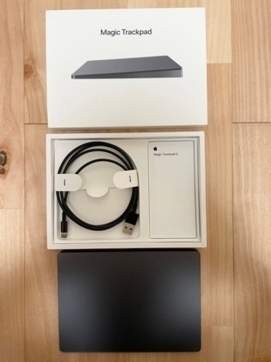 Mac mini、Magic Keyboard、Magic Trackpad 2