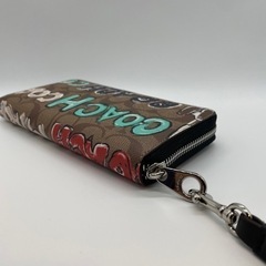 【新品未使用】コーチ　COACH xMINT+SERF  コラボ長財布CM837の画像