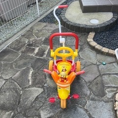 週末値下げ！！アンパンマン三輪車！！！の画像