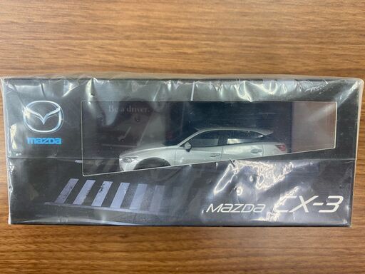 非売品 ？ 未使用!! 未開封!! マツダ CX-3 ミニカー (管理番号：2900015）
