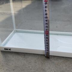 お渡し待ち★GEXスリム水槽中古の画像