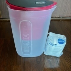 BRITA 浄水ポット　カートリッジ付きの画像
