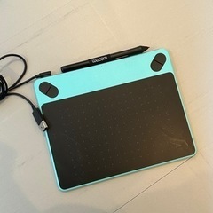 WACOM ペンタブ　良品