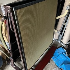 折りたたみベッド　
簡易ベッド　畳　井草