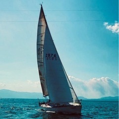 ヨットのクルーを募集しています。