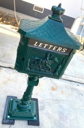 決まりました！【おしゃれなレターボックス】カギ2つ付き　配達可