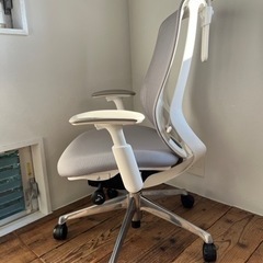 シルフィー オカムラ/okamura C685BW FMR3肘付ハイバックチェア 【コスパ・デザイン共に◎】バランスの取れた優等生！/オカムラ/シルフィの画像