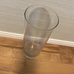 シンプル丸型透明花瓶フラワーベースの画像