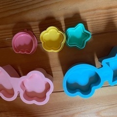 値下げ　おにぎりメーカー　型の画像