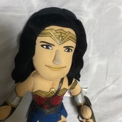 ワンダーウーマン　ぬいぐるみ　２７センチ　未使用　タグ付きの画像