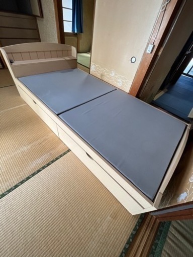 ベッド