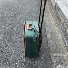 相談中  スーツケース 訳あり 無人引き取りの画像