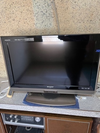 テレビ　シャープ　AQUOS