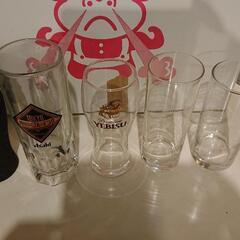 ビールなどのグラス、カップあげますの画像