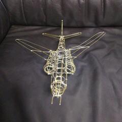 横須賀🆗硬い針金で創った戦闘機の画像