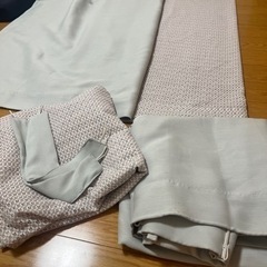 カーテン　値下げしてますの画像