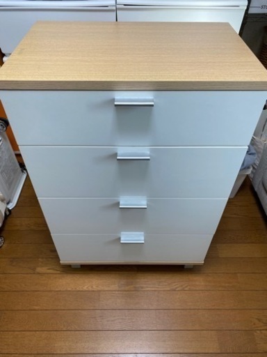 衣類収納タンス　美品
