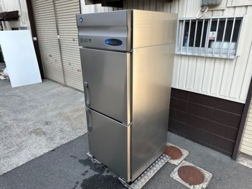 ホシザキ　HOSIZAKI　業務用　縦型２面冷蔵庫　６２６L　厨房　飲食店　HR-75Z