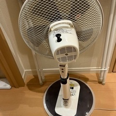 山善30cm 扇風機 クリアブラック YLR-D302(CB) 2012年製の画像