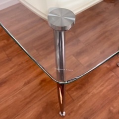ガラス天板　ダイニングテーブルの画像