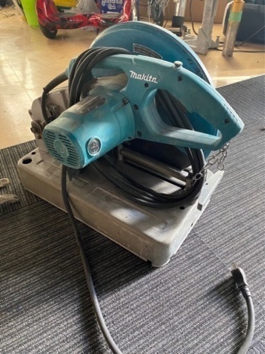 マキタ　切断機