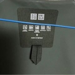 UNIQLO マウンテンパーカの画像