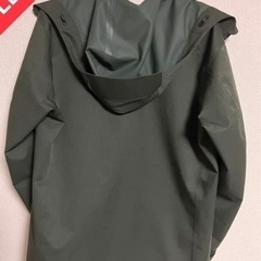 UNIQLO マウンテンパーカの画像