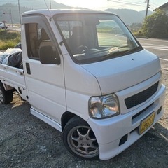 ローダウンの訳有りアクティトラック　4WD  5F  エアコン付...
