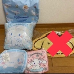 ポムポムプリンと赤ちゃんクリーパーとシナモングッズの画像