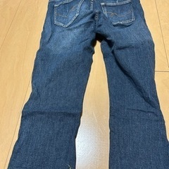 デニムパンツ 7分丈の画像