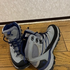 [ザノースフェイス] トレッキングシューズ クレストン ミッド GORE-TEX レディース 24cmの画像