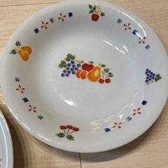 ステンシル風　スープ皿　２枚の画像