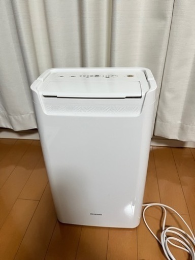 衣類乾燥　除湿機　DCE-6515 アイリスオーヤマ