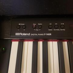 Roland 電子ピアノ　F-140Rの画像