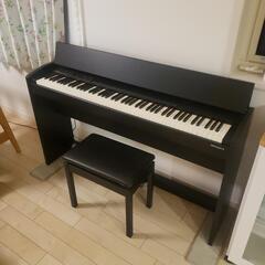 Roland 電子ピアノ　F-140Rの画像