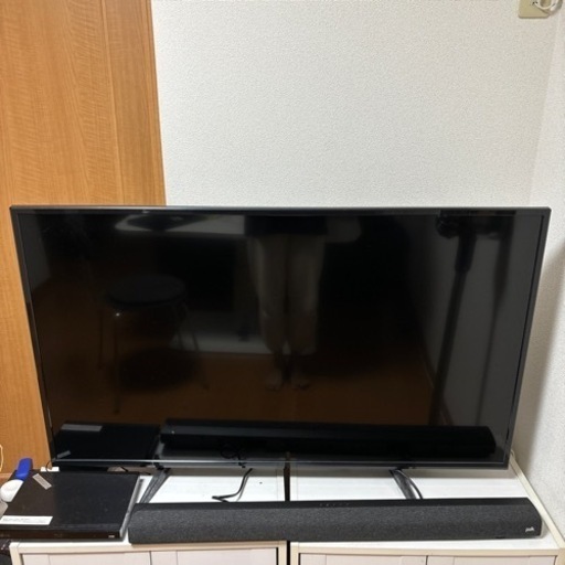 テレビ　50インチ　2019年製